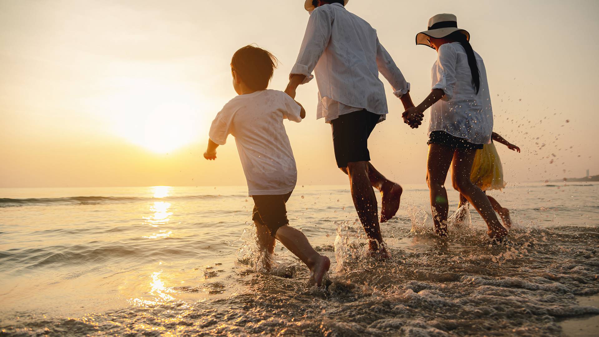 ANGEBOTE FÜR FAMILIENURLAUB IM WELLNESSHOTEL