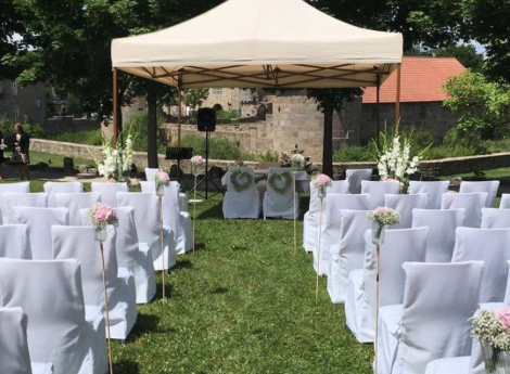 Aussergewöhnliche Feiern & Hochzeiten mit Schlossatmosphäre. Symbolfoto
